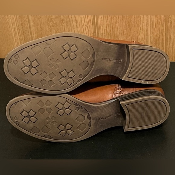 Naturalizer Jacklyn Brown Booties - Picture 13 of 16